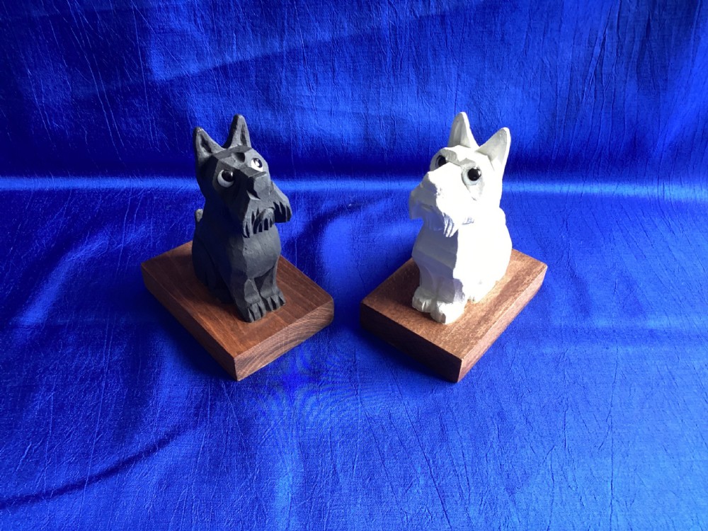 Antique set of Westie/Scottie book ends View III