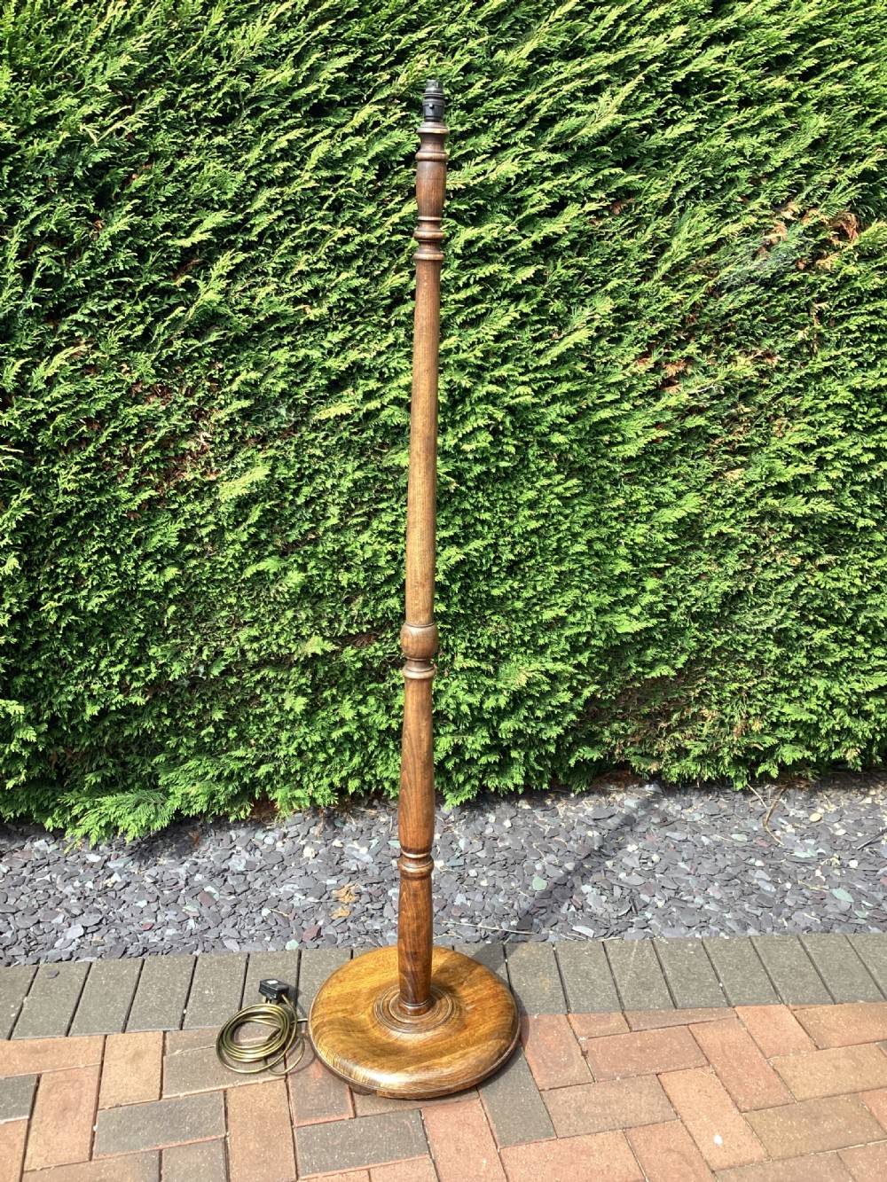 Antique oak standard lamp View VIII