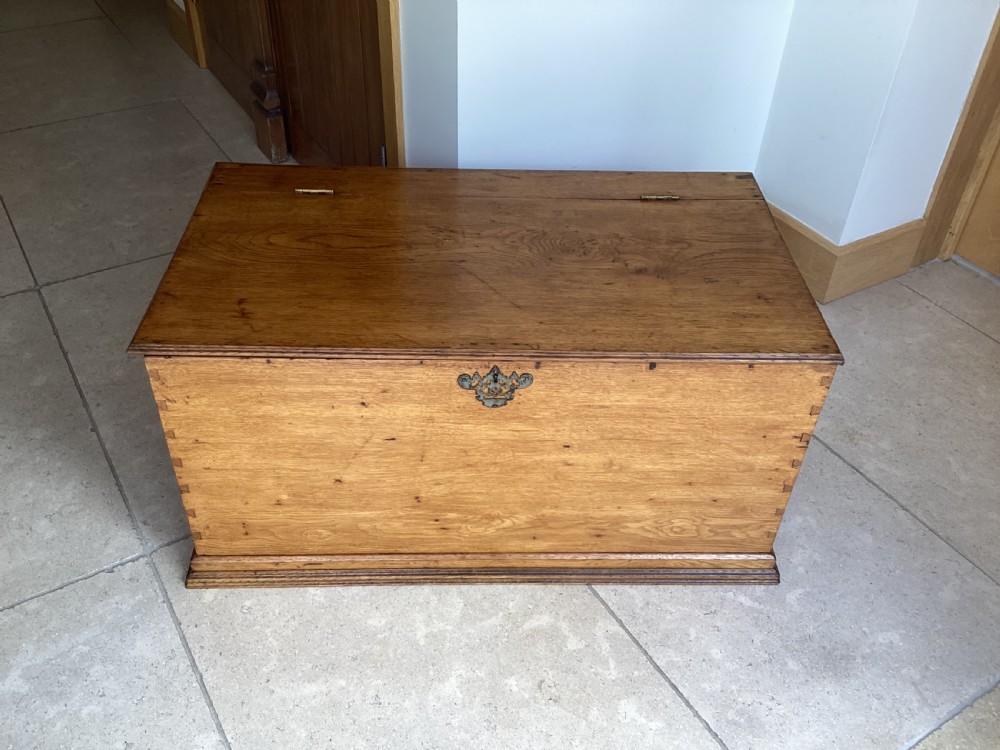 Antique Georgian oak storage box