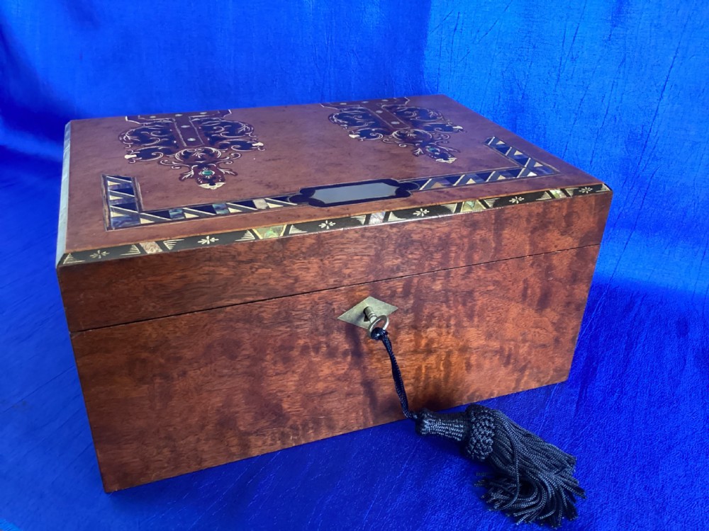 Victorian wooden jewellery box View II
