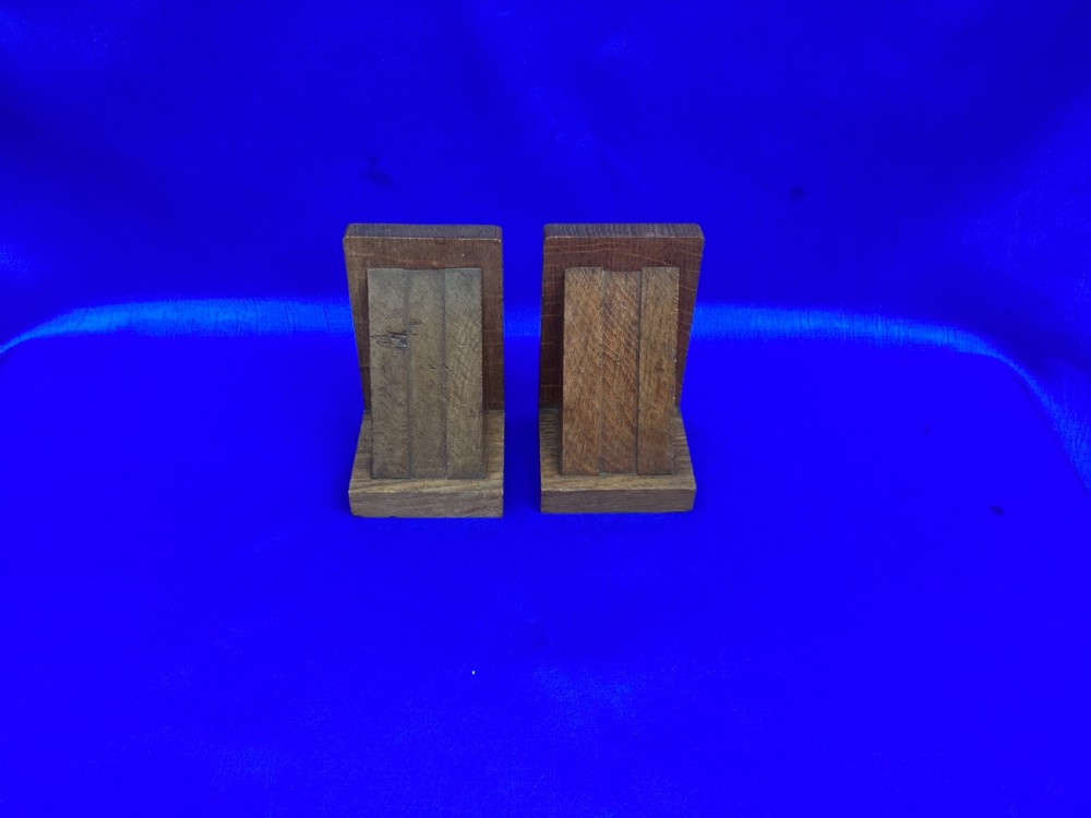 Antique Gordon Russell oak book ends View VI