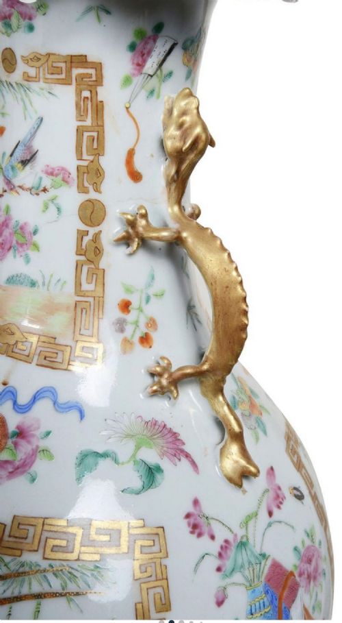 PAIR OF 19TH CENTURY ROSE MEDALLION VASES LAMPS - ADDITIONAL PHOTO 1