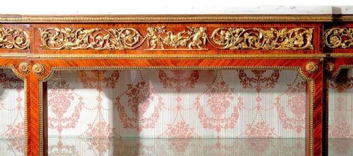 19TH CENTURY LINKE INFLUENCED DISPLAY CABINET - ADDITIONAL PHOTO 3
