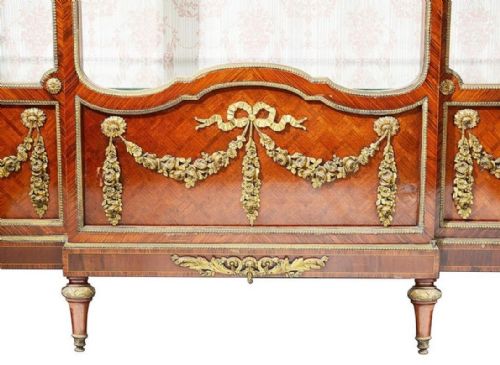 19TH CENTURY LINKE INFLUENCED DISPLAY CABINET - ADDITIONAL PHOTO 4