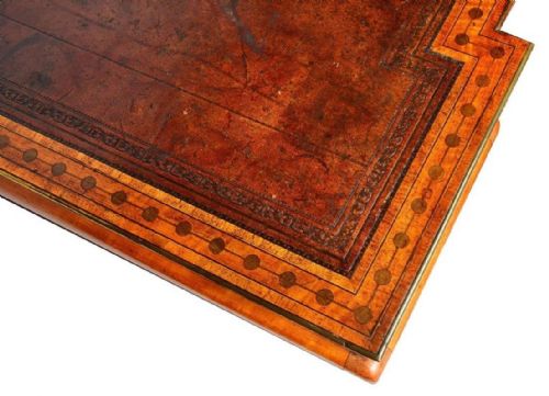 19TH CENTURY SATINWOOD KNEE HOLE DESK - ADDITIONAL PHOTO 1