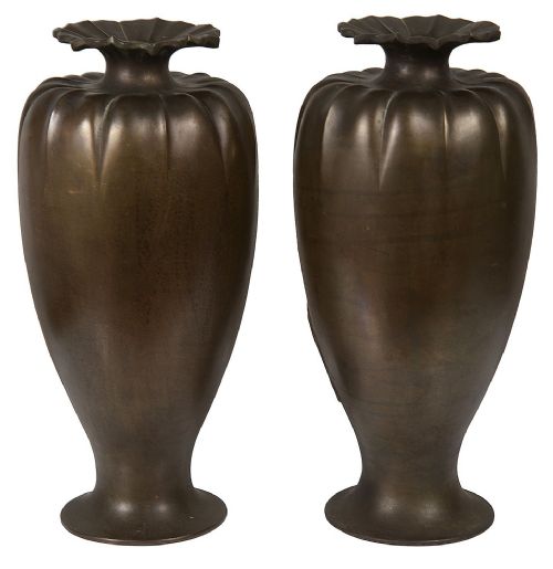 PAIR JAPANESE MEIJI PERIOD BRONZE ELEPHANT VASES - ADDITIONAL PHOTO 4