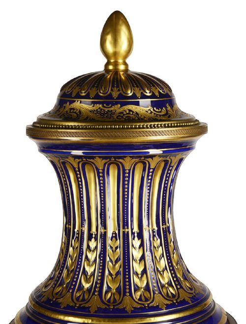 LARGE PAIR LATE 19TH CENTURY SEVRES STYLE PORCELAIN VASE - ADDITIONAL PHOTO 5