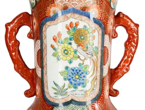 LARGE PAIR MEIJI PERIOD JAPANESE KUTANI VASES - ADDITIONAL PHOTO 3