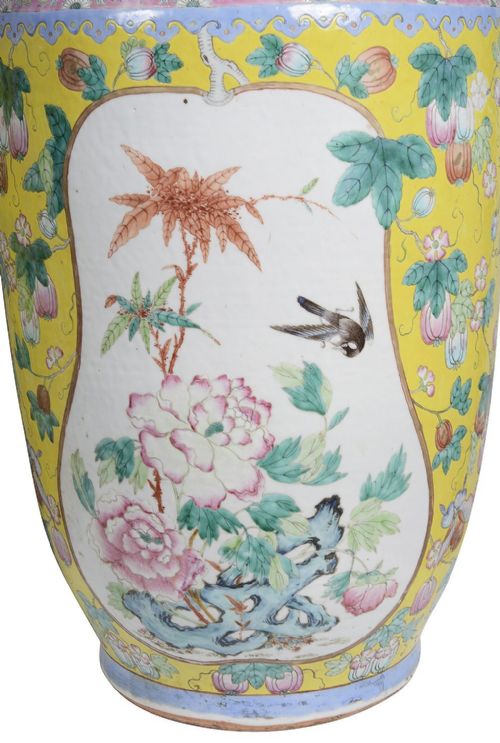 RARE PAIR OF 19TH CENTURY CHINESE FAMILLE ROSE VASES 92CM 36 - ADDITIONAL PHOTO 4