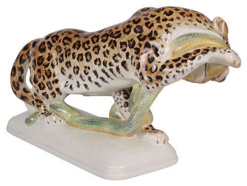 MEISSEN LEOPARD ATTACKING A SNAKE 20TH CENTURY - ADDITIONAL PHOTO 2