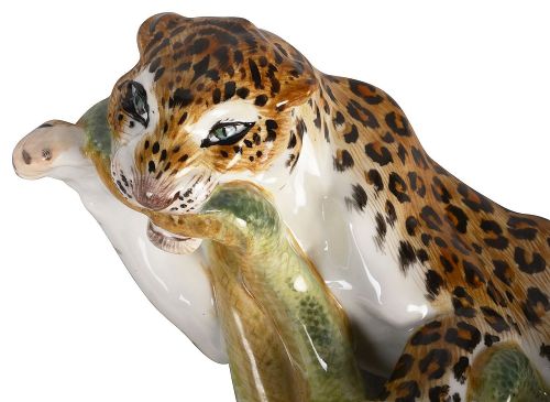 MEISSEN LEOPARD ATTACKING A SNAKE 20TH CENTURY - ADDITIONAL PHOTO 5