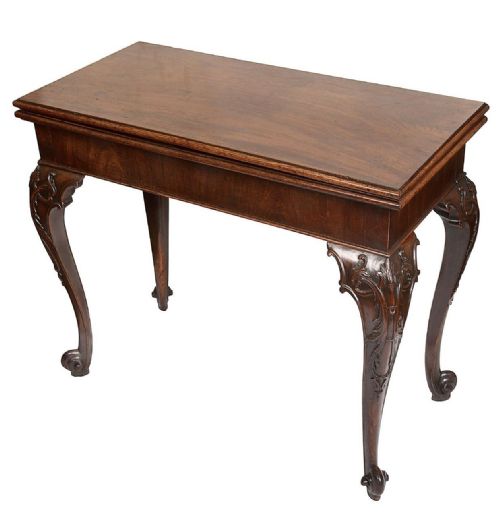 GEORGE II MAHOGANY TEA TABLE CIRCA 1740
