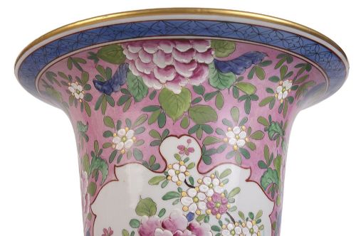 PAIR LATE 19TH CENTURY CHINESE FAMILLE ROSE VASES LAMPS - ADDITIONAL PHOTO 2