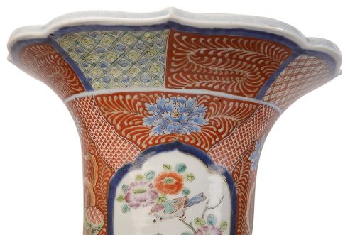 LARGE PAIR FLARED NECK KUTANI VASES CIRCA 1890 - ADDITIONAL PHOTO 2