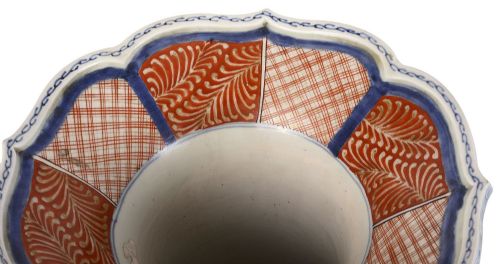 LARGE PAIR FLARED NECK KUTANI VASES CIRCA 1890 - ADDITIONAL PHOTO 5