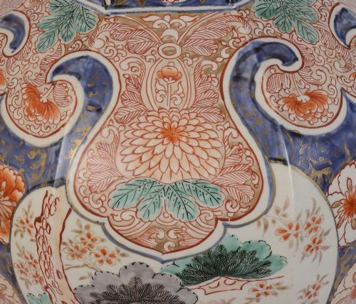 18TH CENTURY JAPANESE ARITA PORCELAIN VASE LAMP - ADDITIONAL PHOTO 4