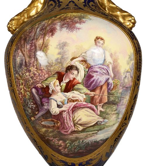 PAIR 19TH CENTURY SEVRES STYLE LIDDED VASES - ADDITIONAL PHOTO 3