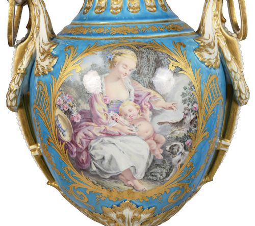 PAIR 19TH CENTURY CLASSICAL SEVRES STYLE LIDDED VASES - ADDITIONAL PHOTO 2