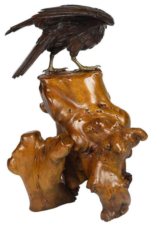 JAPANESE MEIJI PERIOD BRONZE HAWK CIRCA 1890 - ADDITIONAL PHOTO 3