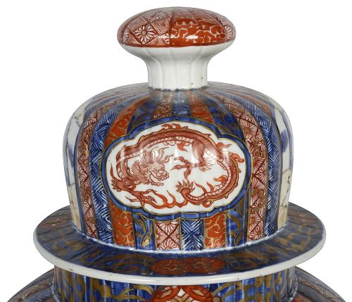 19TH CENTURY JAPANESE LIDDED IMARI VASE - ADDITIONAL PHOTO 2