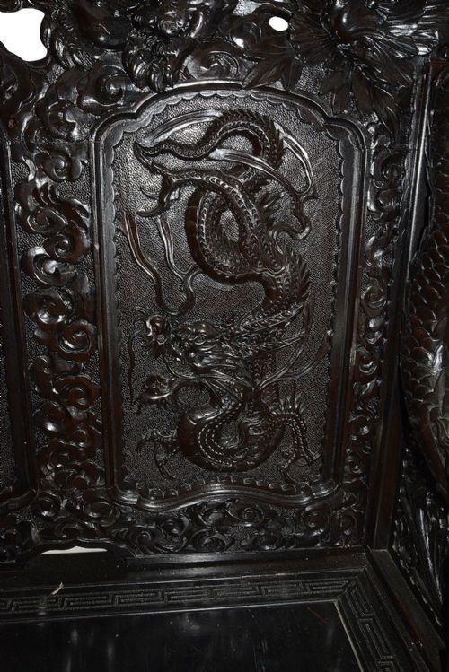 19TH CENTURY ORIENTAL CARVED HALL BENCH - ADDITIONAL PHOTO 4