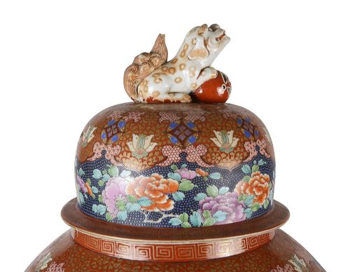 IMPRESSIVE 19TH CENTURY IMARI LIDDED VASE - ADDITIONAL PHOTO 2