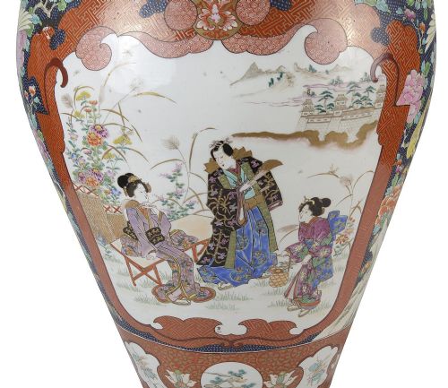 IMPRESSIVE 19TH CENTURY IMARI LIDDED VASE - ADDITIONAL PHOTO 4