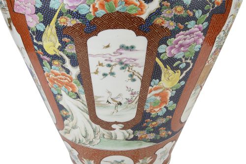 IMPRESSIVE 19TH CENTURY IMARI LIDDED VASE - ADDITIONAL PHOTO 6