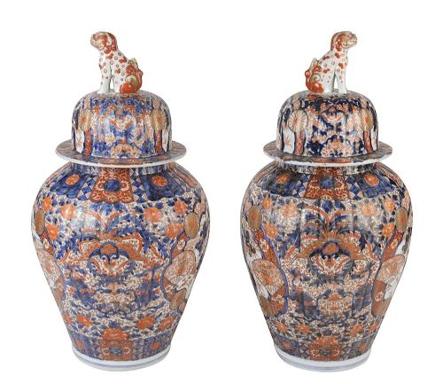 PAIR JAPANESE LIDDED IMARI VASES 19TH CENTURY - ADDITIONAL PHOTO 3