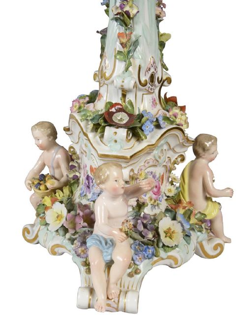 MEISSEN CLOCK GARNITURE 19TH CENTURY - ADDITIONAL PHOTO 6