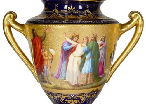 LARGE PAIR OF 19TH CENTURY VIENNA PORCELAIN URNS - ADDITIONAL PHOTO 8