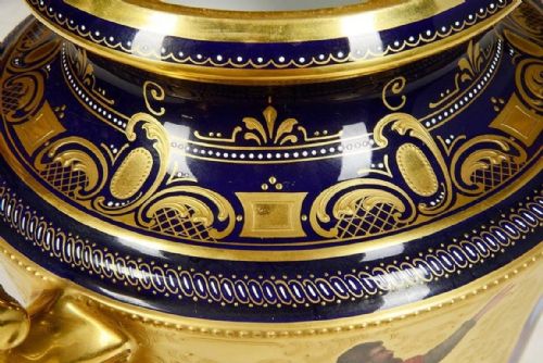 LARGE PAIR OF 19TH CENTURY VIENNA PORCELAIN URNS - ADDITIONAL PHOTO 13