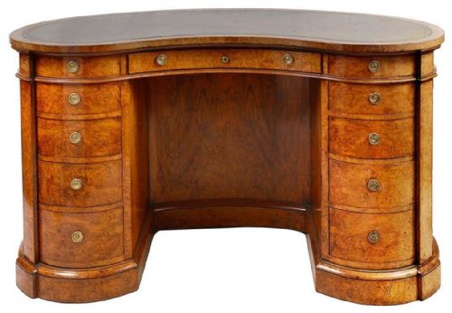 GILLOWS 19TH CENTURY WALNUT KIDNEY SHAPED DESK