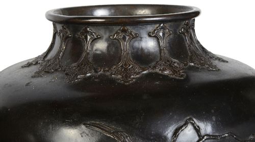 PAIR MEIJI PERIOD JAPANESE BRONZE VASES19TH CENTURY - ADDITIONAL PHOTO 3
