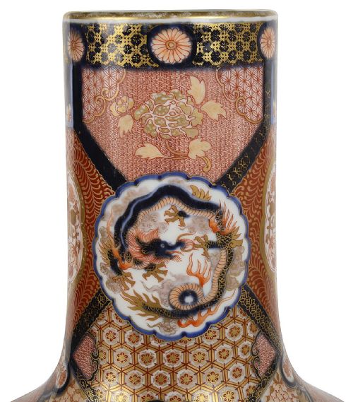 FINE QUALITY JAPANESE IMARI BOTTLE VASE MEIJI PERIOD - ADDITIONAL PHOTO 1
