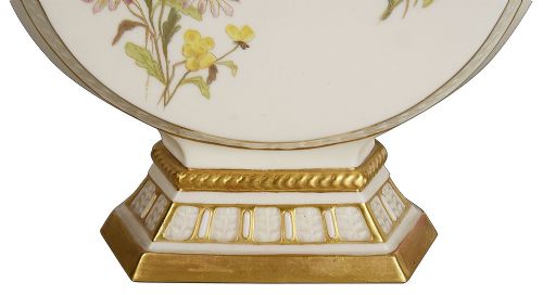PAIR LATE 19TH CENTURY ROYAL WORCESTER TWO HANDLE VASES - ADDITIONAL PHOTO 6