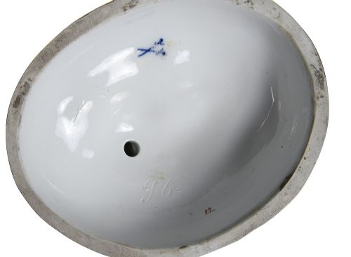 19TH CENTURY MEISSEN 'BROKEN EGGS' - ADDITIONAL PHOTO 6