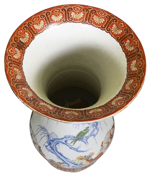 LARGE PAIR JAPANESE IMARI VASES CIRCA 1890 - ADDITIONAL PHOTO 2
