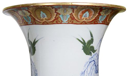 LARGE PAIR JAPANESE IMARI VASES CIRCA 1890 - ADDITIONAL PHOTO 3