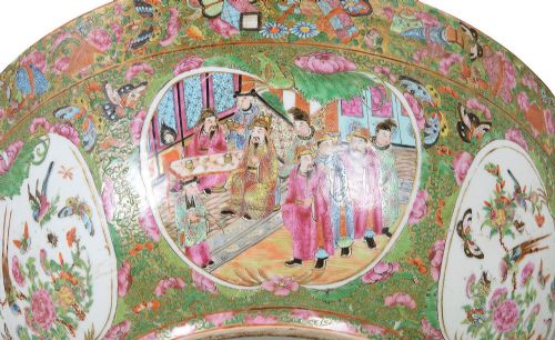 LARGE ROSE MEDALLION BOWL C19TH 19 DIA - ADDITIONAL PHOTO 6