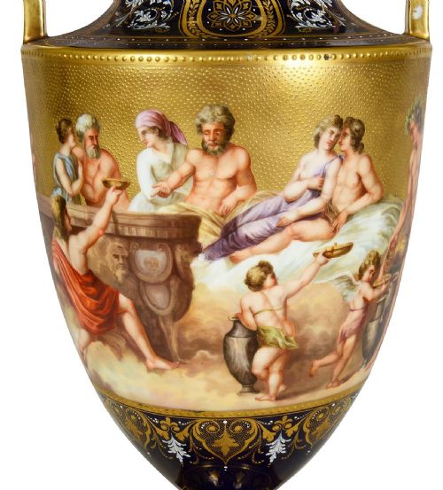 LATE 19TH CENTURY CLASSICAL VIENNA PORCELAIN URN - ADDITIONAL PHOTO 5