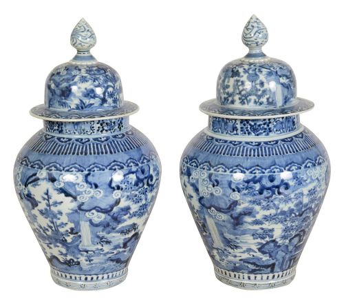RARE PAIR C17TH CENTURY JAPANESE ARITA BLUE AND WHITE PORCELAIN LIDDED VASES - ADDITIONAL PHOTO 1