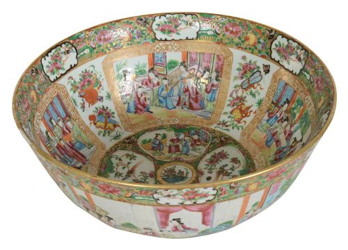 LARGE CHINESE CANTON ROSE MEDALLION BOWL 16 DIAMETER C19TH - ADDITIONAL PHOTO 3