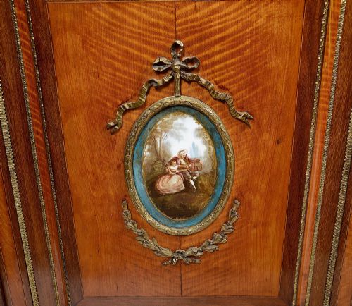 PAIR SATINWOOD PIER CABINETS CIRCA 1880 - ADDITIONAL PHOTO 3