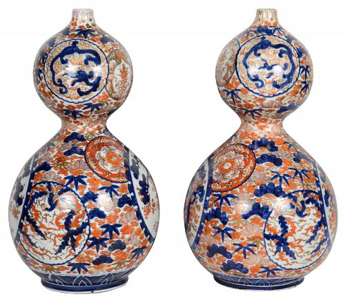 PAIR FINE QUALITY JAPANESE IMARI DOUBLE GOURDE VASES CIRCA 1880 - ADDITIONAL PHOTO 1