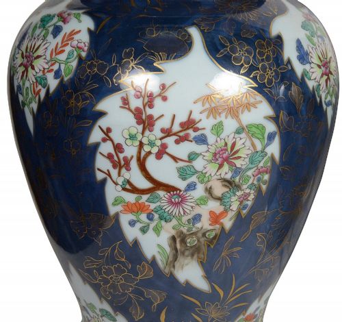 C18TH CENTURY STYLE CHINESE FAMILLE ROSE GARNITURE CIRCA 1880 - ADDITIONAL PHOTO 2