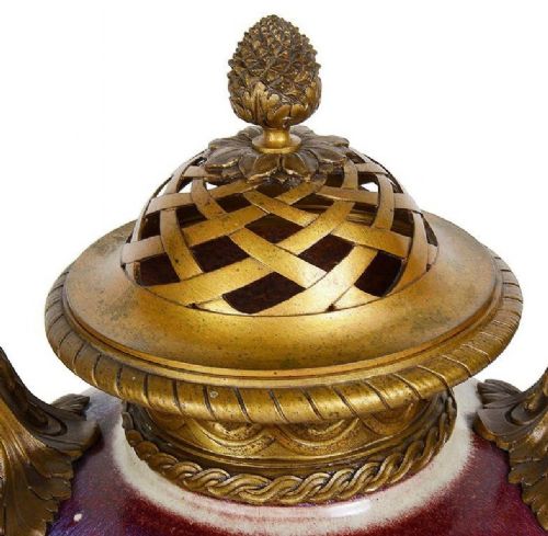 18TH CENTURY CHINESE SANG DU BOUF LIDDED VASE LAMP - ADDITIONAL PHOTO 3