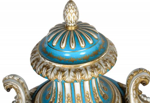 LARGE PAIR SEVRES STYLE LIDDED VASES CIRCA 1880 - ADDITIONAL PHOTO 4
