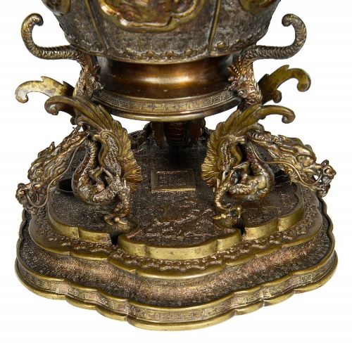 JAPANESE BRONZE LIDDED URNS MEIJI PERIOD - ADDITIONAL PHOTO 4