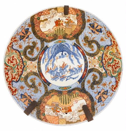 Monumental Japanese Imari Charger, C19th 71cm (28") Diameter